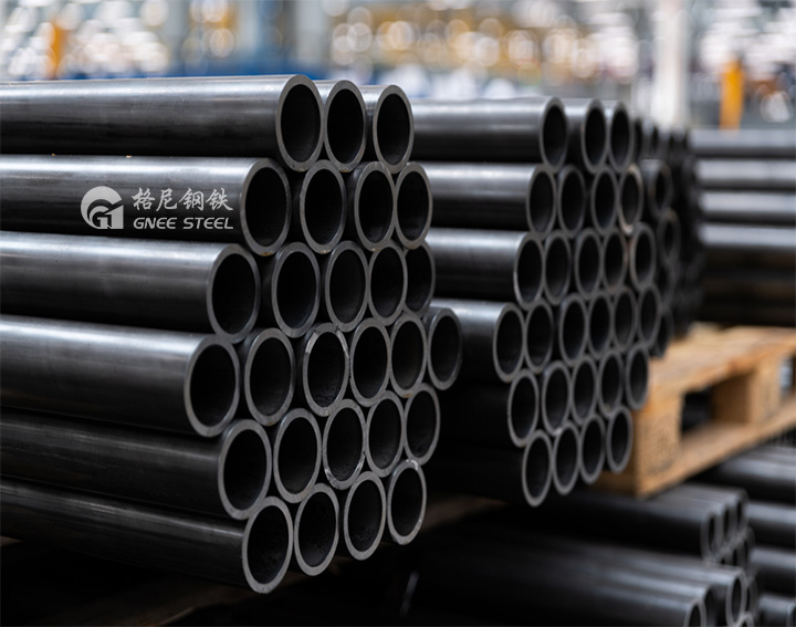 carbon-round-pipe